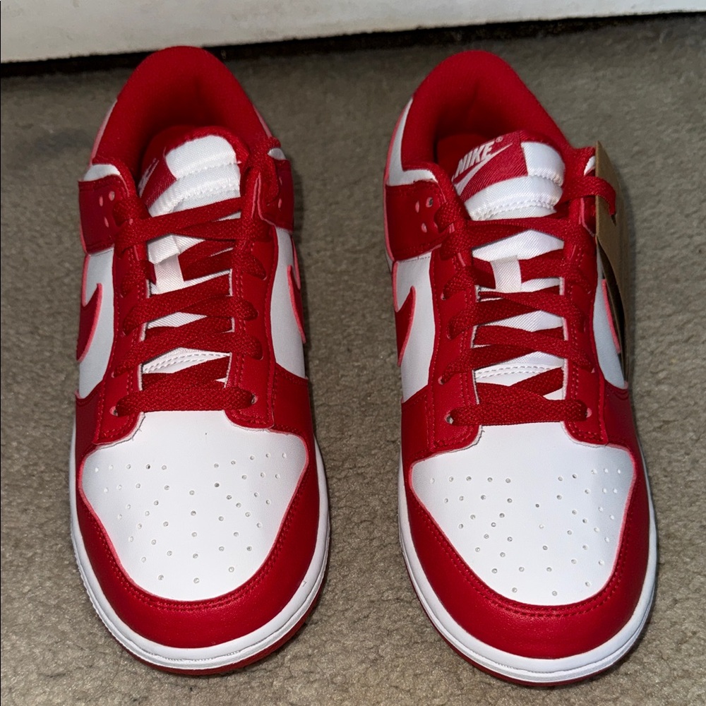 Nike Sneakers in Red and White